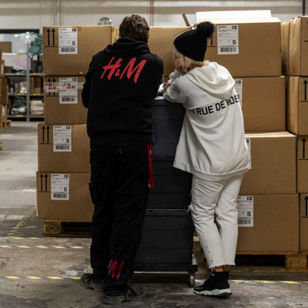 Explore logistics careers  H&M Careers