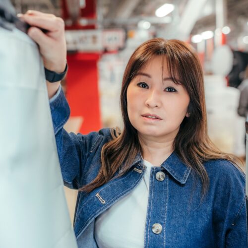 Porträtt av logistikmedarbetare på H&M